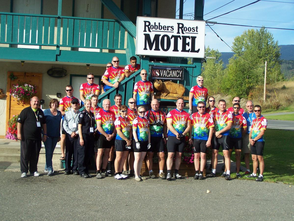 Robber'S Roost Motel New Hazelton Екстериор снимка