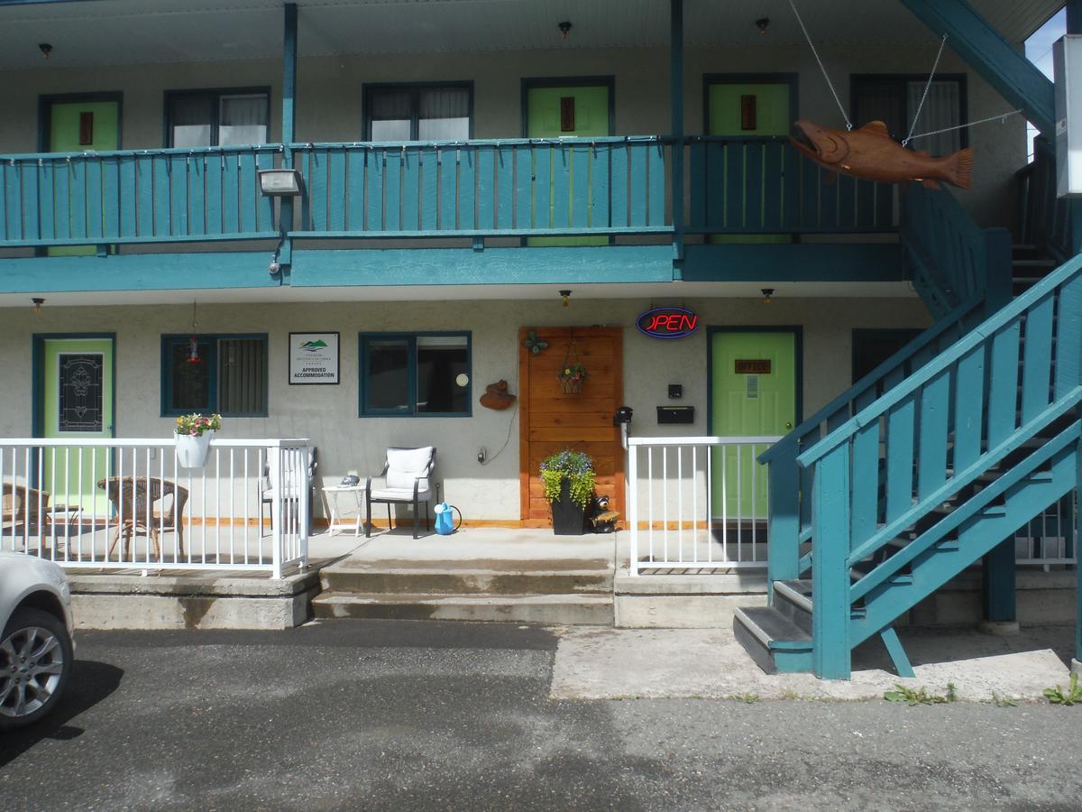 Robber'S Roost Motel New Hazelton Екстериор снимка