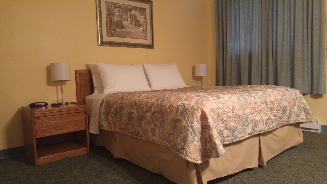Robber'S Roost Motel New Hazelton Екстериор снимка